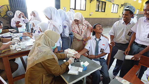 UPTD Puskesmas Karangharja Gelar Cek Kesehatan Gratis di SMKN 1 Pebayuran